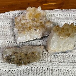 Heat treated citrine